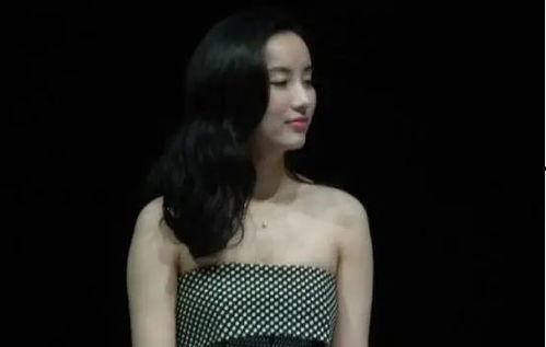 娱乐吃瓜酱曾经有多火,曾经的火爆自媒体，揭秘娱乐圈幕后故事