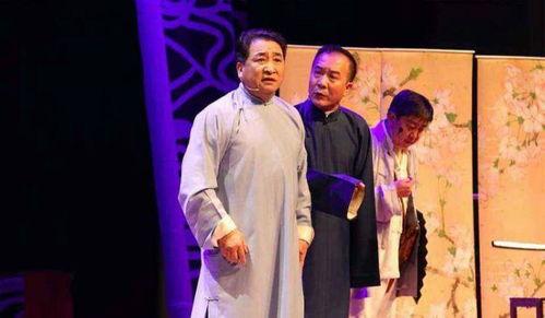 娱乐吃瓜相声二人组视频,相声二人组吃鸡趣事，笑料百出