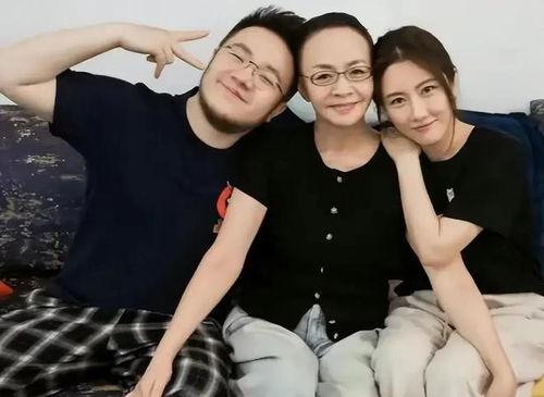 娱乐八卦吃瓜配图大全集,揭秘明星幕后故事与热点瞬间