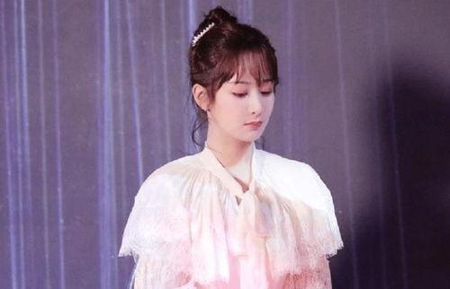 张一山娱乐吃瓜是真的吗,张一山涉嫌娱乐吃瓜事件真相揭秘