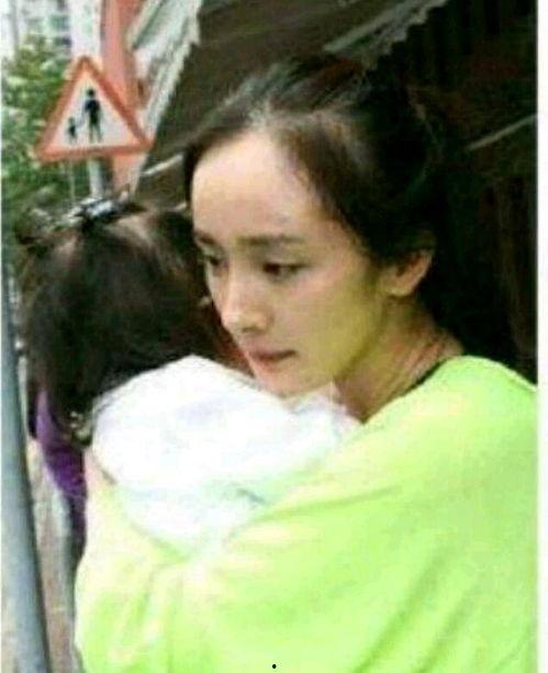 一线吃瓜娱乐圈简介,喻闻的穿书奇遇记