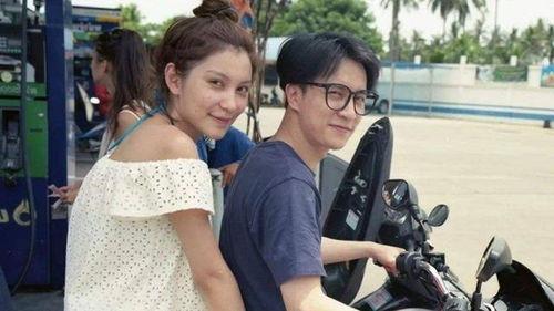 娱乐圈吃瓜月亮代表什么,月亮代表谁的心意？揭秘明星间的情感纠葛