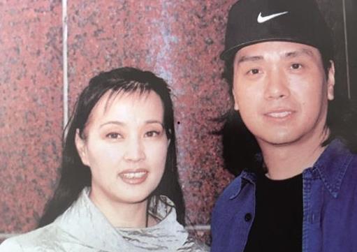吃瓜娱乐封面怎么做的视频,吃瓜娱乐封面制作全流程解析